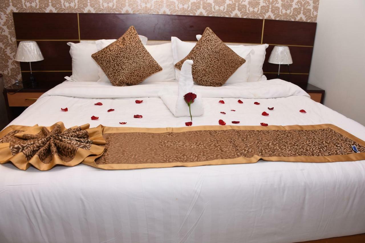 Pearl Palace Hotel Suits Медина Екстериор снимка