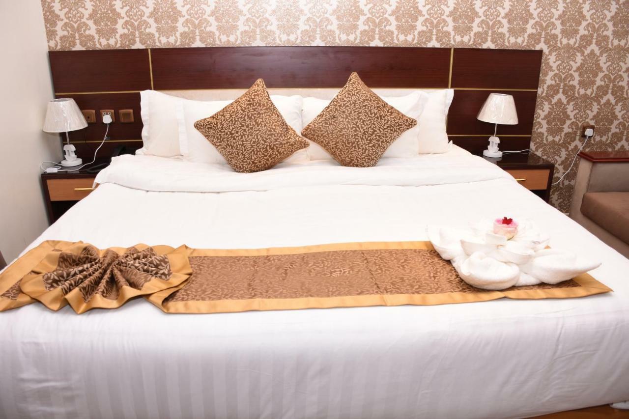 Pearl Palace Hotel Suits Медина Екстериор снимка